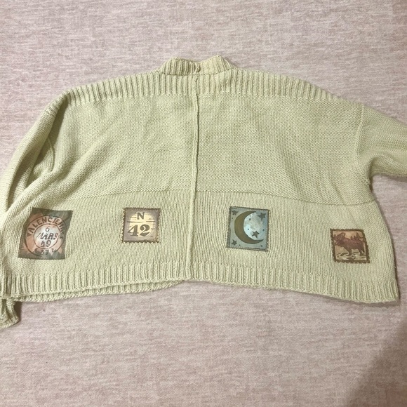 Rare Vintage 90s Blue Fish knitted button up sweater - Picture 5 of 10